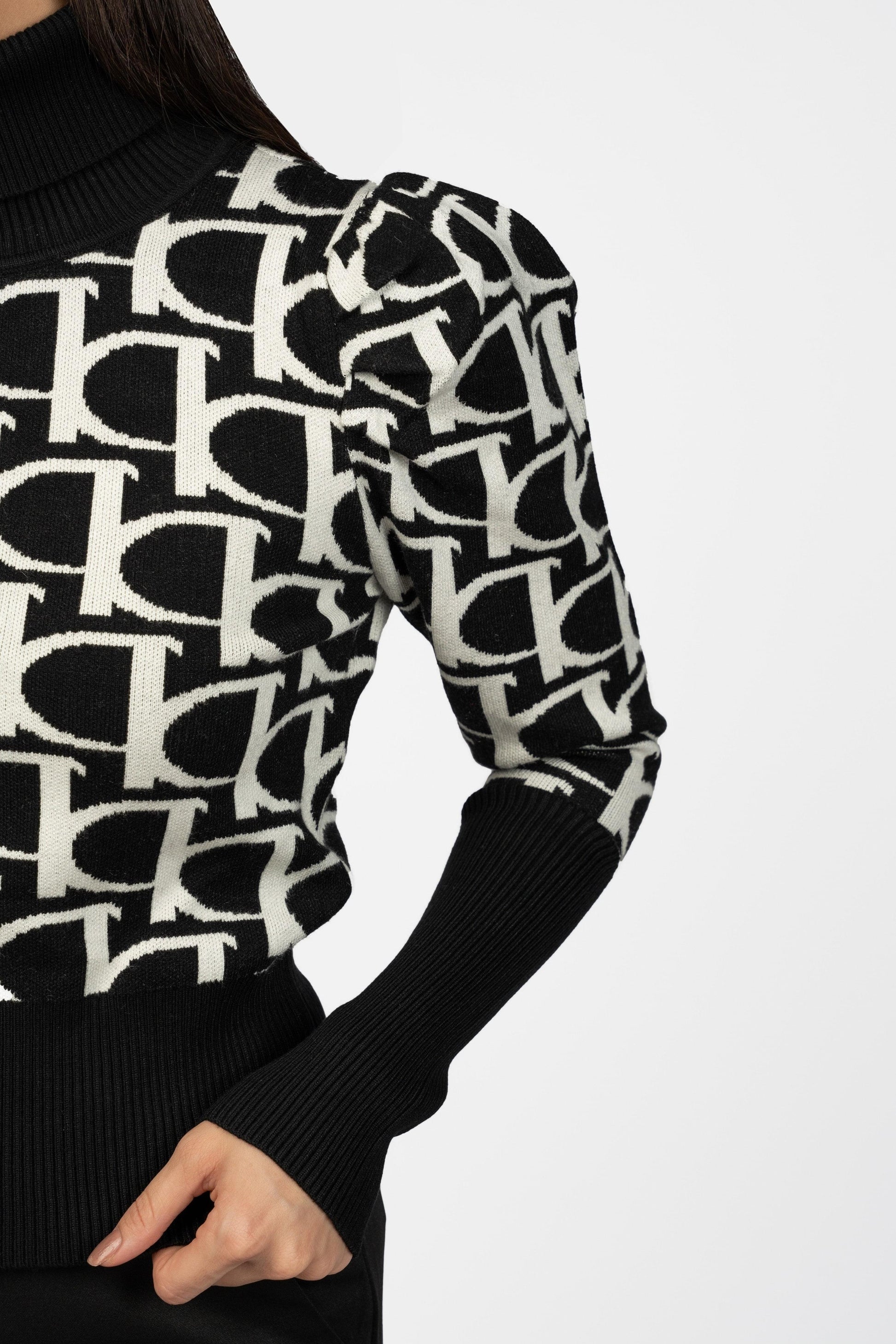 Black Pattern Turtle Neck Ramay