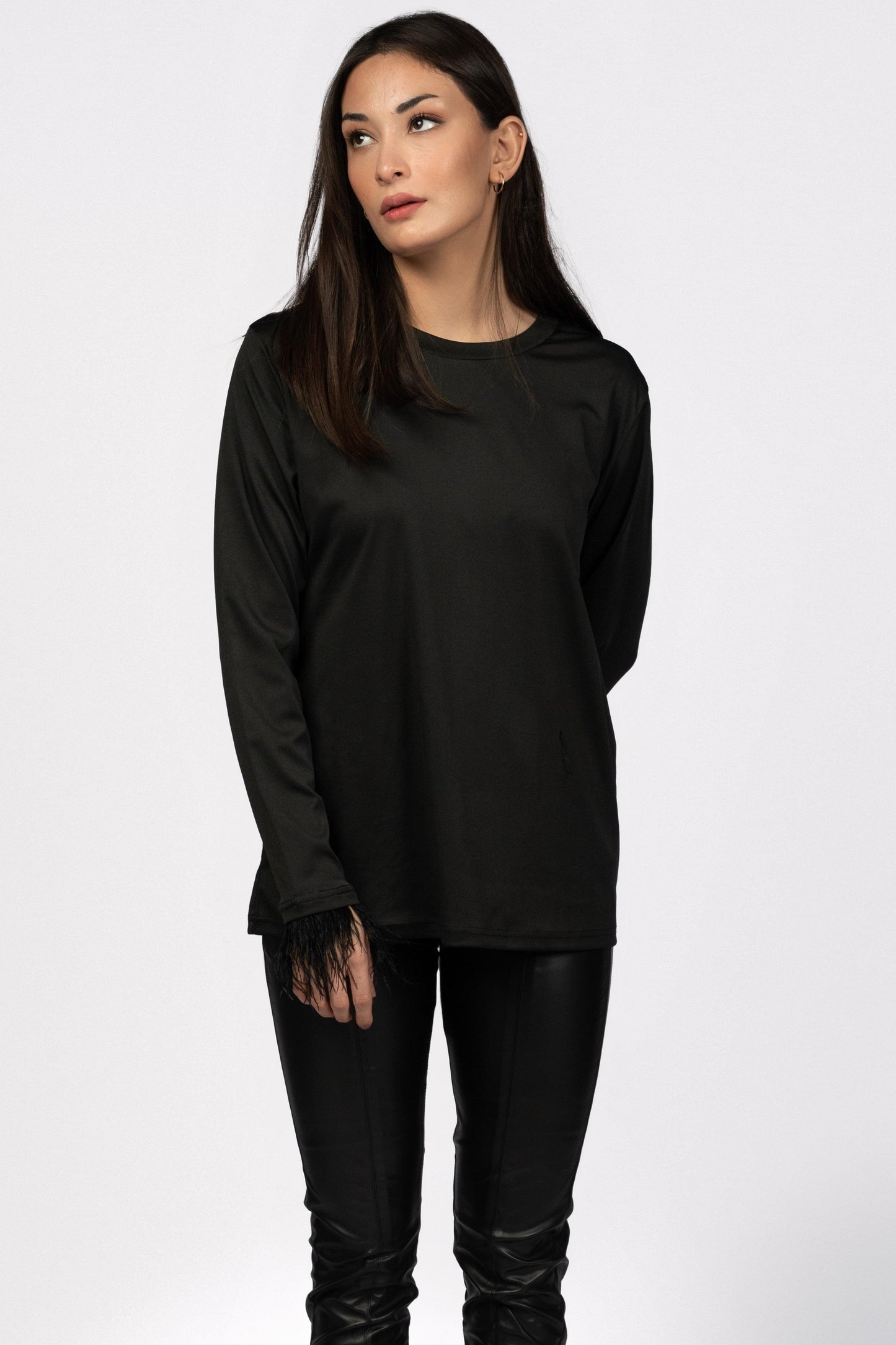 Round Neck Feather Full sleeve tops Ramay